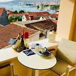Pearl Of Croatia 4 Sterne Apartman Trogir