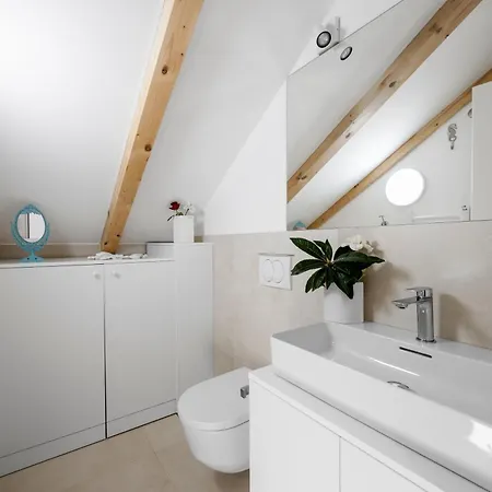 Pearl Of Croatia 4 Sterne Трогир