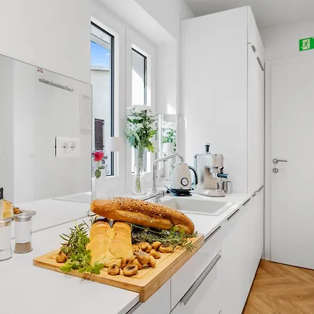 Pearl Of Croatia 4 Sterne Апартаменты Трогир