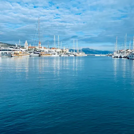 Lejlighed Pearl Of Croatia 4 Sterne Trogir
