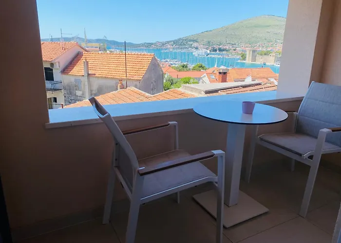 Pearl Of Croatia 4 Sterne Τρογκίρ