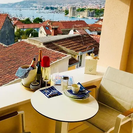 Pearl Of Croatia 4 Sterne Apartman Trogir